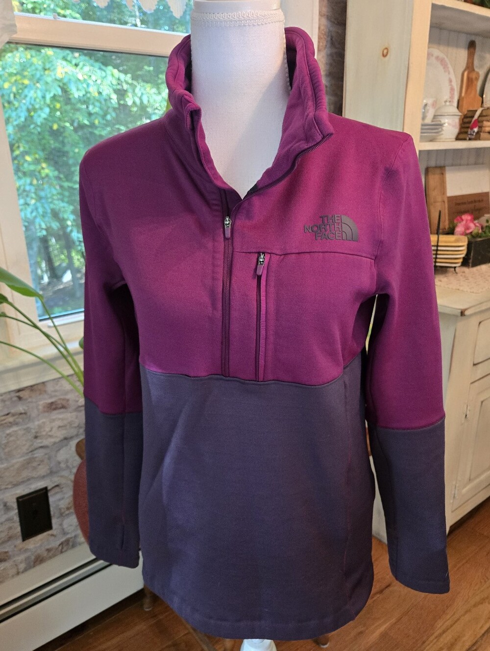 The North Face Women's Magenta Zip Up Fleece Sweatshirt